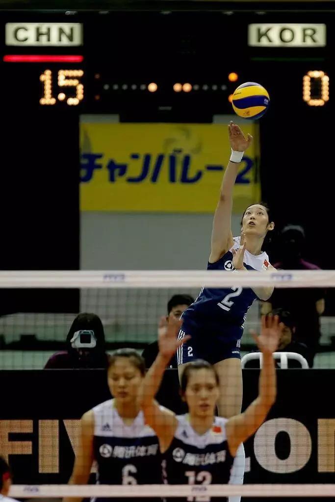 中国体育四大故事女排大逆转,女排最后一局15比12为什么赢了