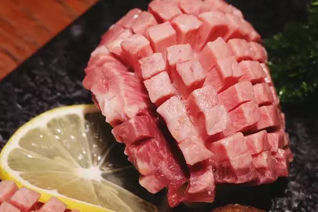 伊势丹楼上,伊势丹店