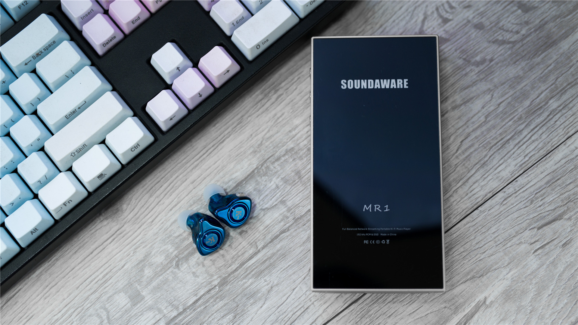 1万元内的便携无损播放器,价格150元左右的便携音响带视频的