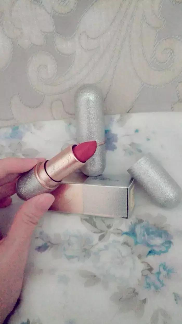 国货彩妆存在的问题,holdlive国货口红