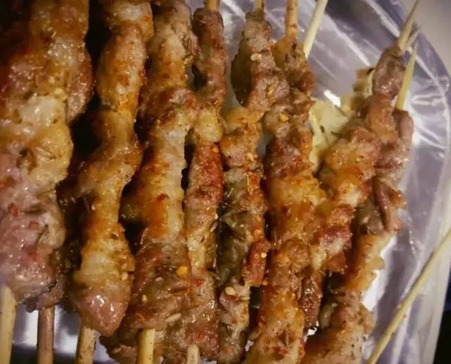 北京十大必吃连锁店,京城最火的12家撸串圣地