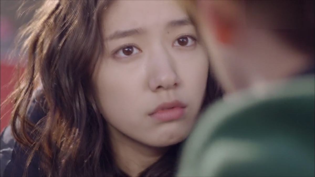 痘痘闭口摸起来软软的,痘痘摸上去硬硬反反复复