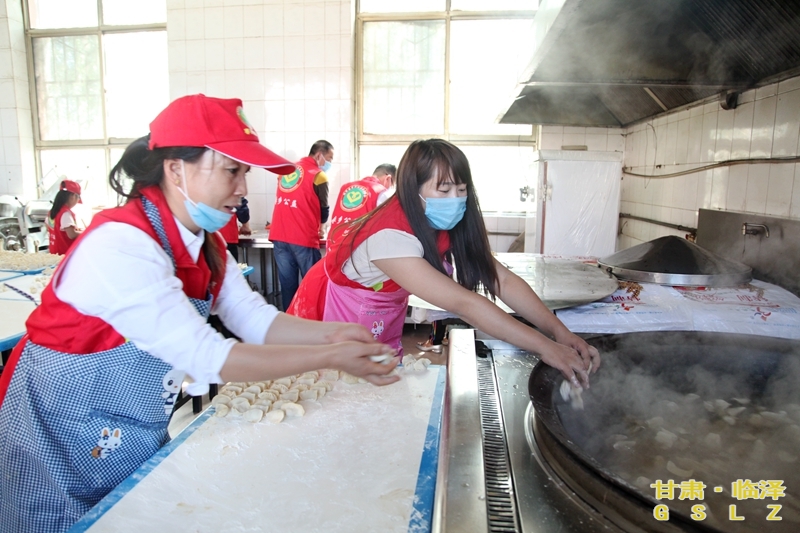 善行善举温暖人心,善行公益行动