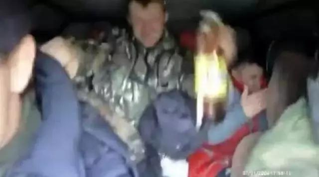 可以震碎玻璃的低音炮,能把玻璃震碎的低音炮