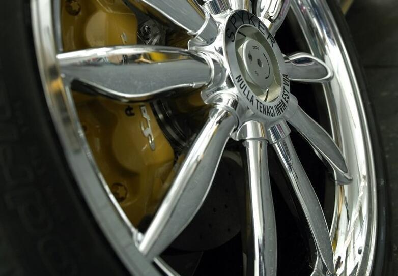 品质出众,却在国内不火的百年奢华SUV品牌