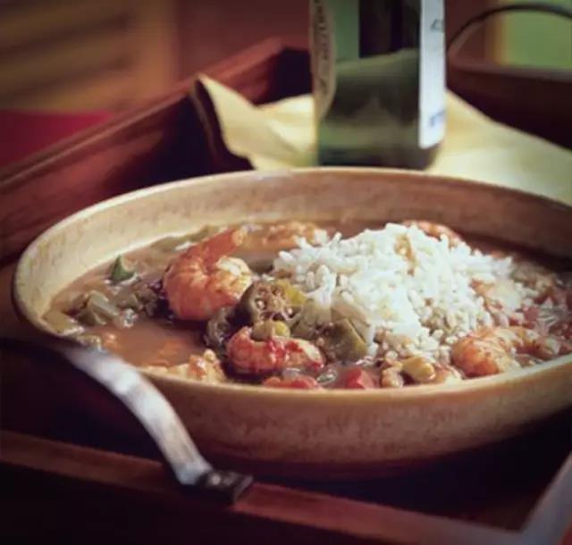 小龙虾的种类及吃法,如何吃小龙虾的方法和图解