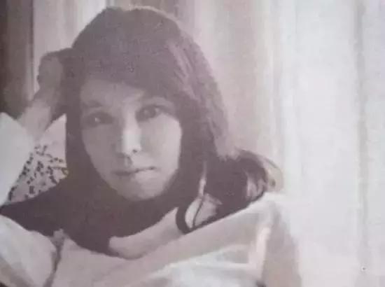 柴米油盐风花雪月也浪漫,柴米油盐酱醋茶抵不过风花雪月