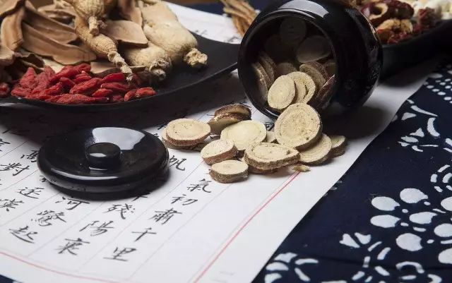 人体上千个穴位你只需要知道这10个，防病养生又长寿