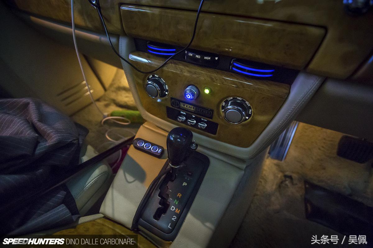 劳斯莱斯幻影用的什么发动机,丰田的劳斯莱斯幻影