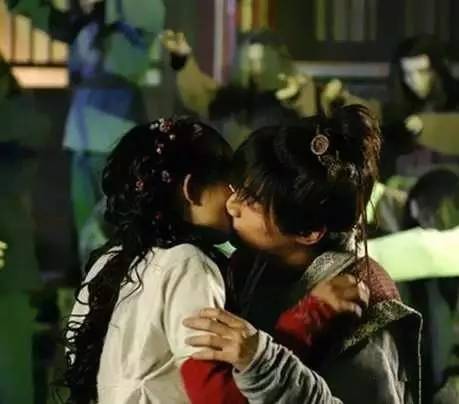 当红女星惹争议,最有争议的十大女星