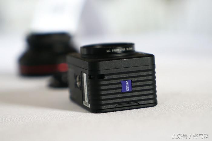 索尼黑卡rx0ii,索尼发布的第一代黑卡rx0