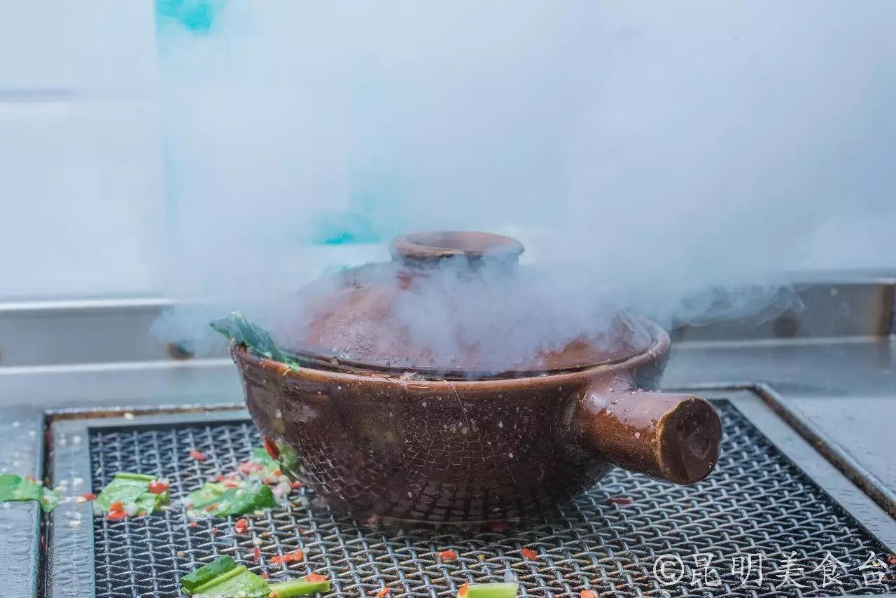 昆明每天蘸水500份的羊肉馆,昆明排名前十烧烤