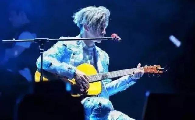 薛之谦能不能认真一点,薛之谦在抖音刷屏的视频