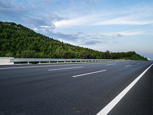开车时容易犯困有什么好办法,开车犯困属于疲劳驾驶