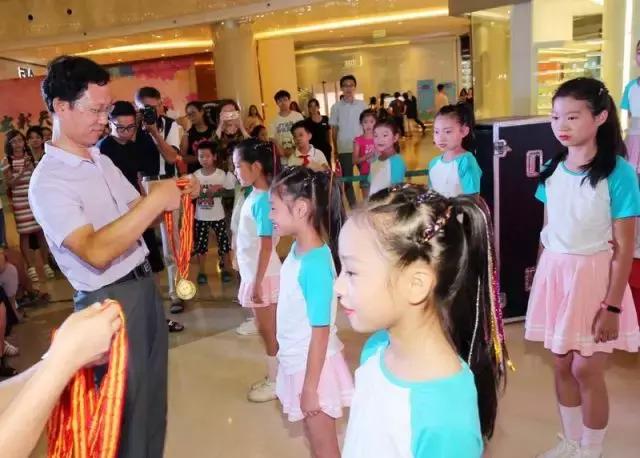 天津儿童节目表演,天津全运会津娃视频