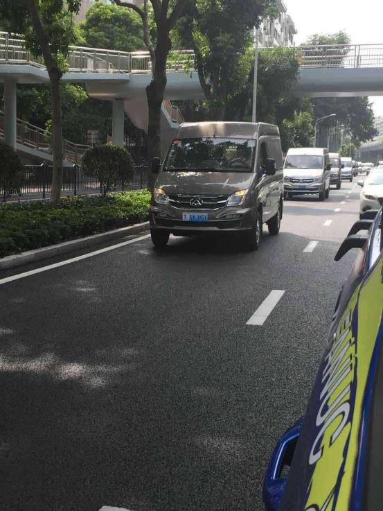 大通v80国六油耗多少钱一公里,大通v80短轴低顶和中顶油耗差别