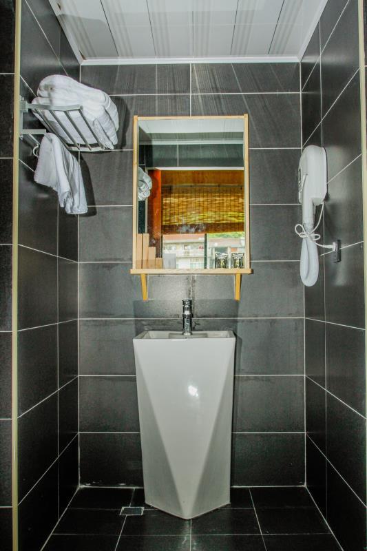 大梦初醒古诗视频,大梦初醒的古诗