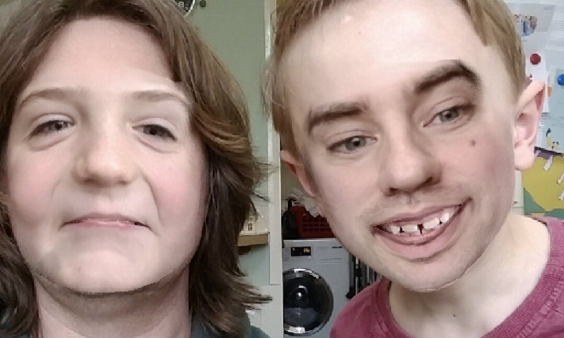 最近很火的换脸app软件免费,网上最近很火的换脸app