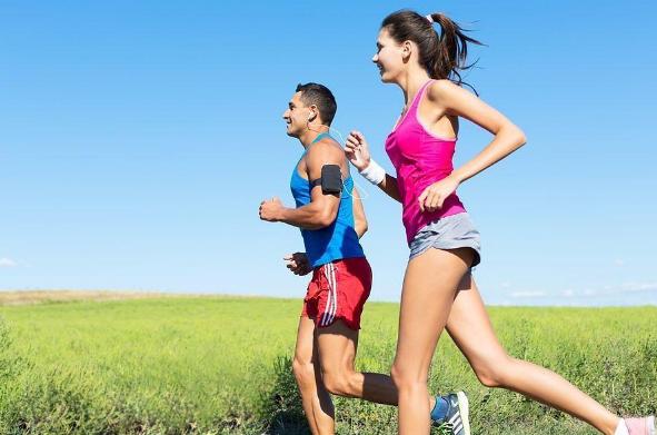 健身狂流汗,健身时出汗特别多怎么回事