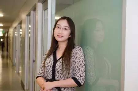 女科学家机器人视频,华裔女科学家加拿大