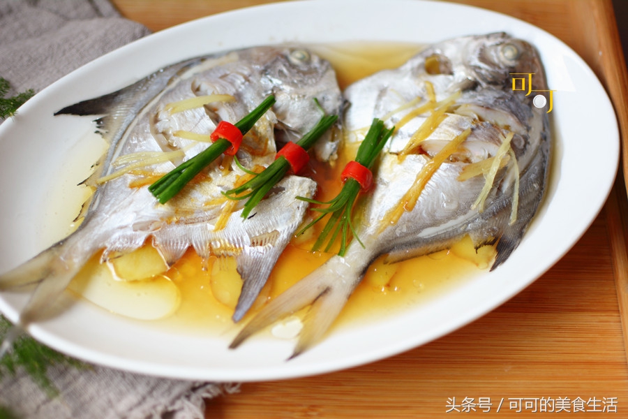 鲳鱼怎么做好吃清蒸鲳鱼,清蒸鲳鱼的最简单做法