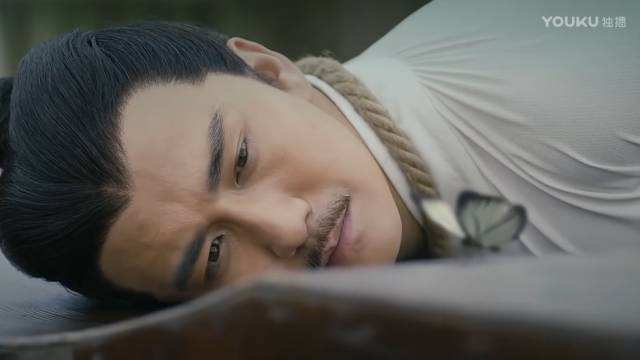 “天王盖地虎”谁来对个下联？