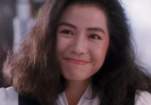 周润发荧幕情侣，被誉为港版玛丽莲梦露，不嫁富豪过得风生水起