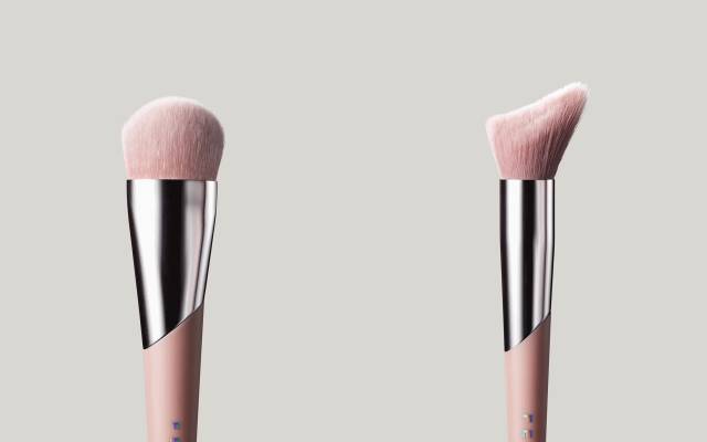 蕾哈娜彩妆真的好用吗,蕾哈娜自创彩妆品牌有哪些