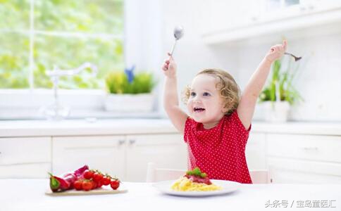 宝宝吃辅食过敏怎样快速消除,婴儿吃辅食过敏了应该怎么办