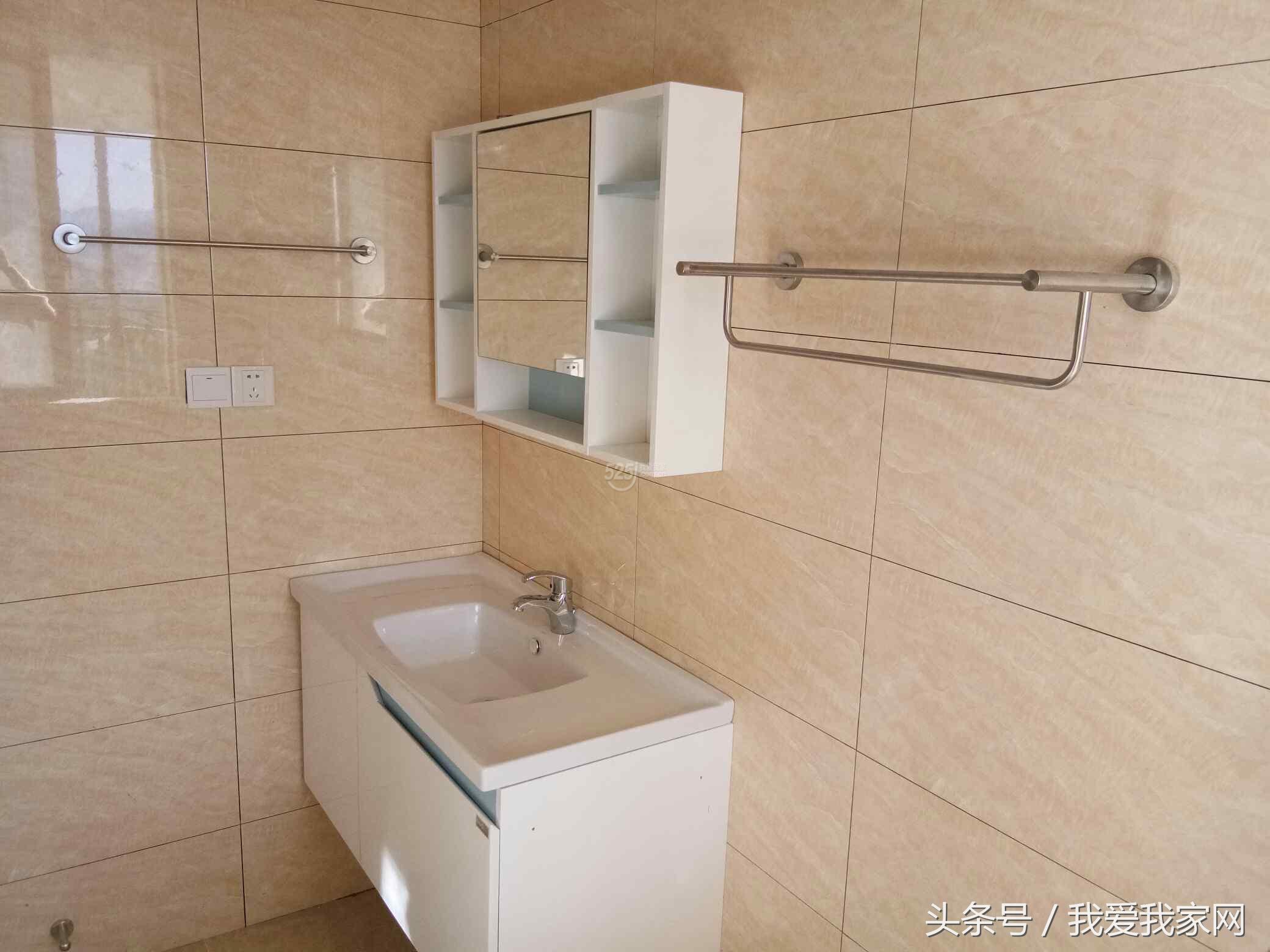 有个大阳台真好,有个阳台落地窗的房间