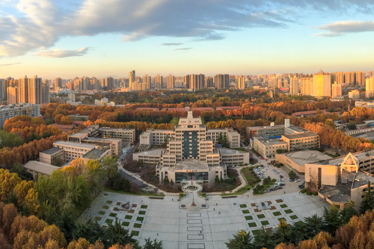 瀛︽湳鑱屼笟鐢熸动瑙勫垝璁插骇,澶у璁插骇鑱屼笟瑙勫垝