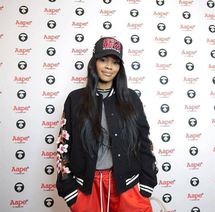 不甘做支线争上位？Aape洛杉矶新店要从Supreme碗里抢钱？