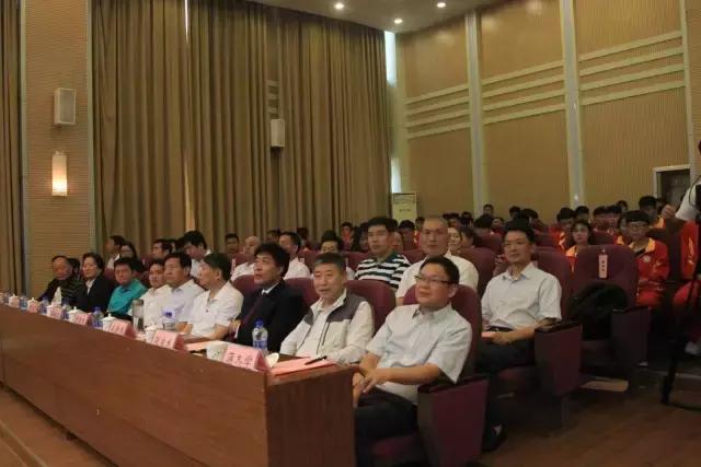 米卢为什么去卡塔尔,米卢为什么入国足