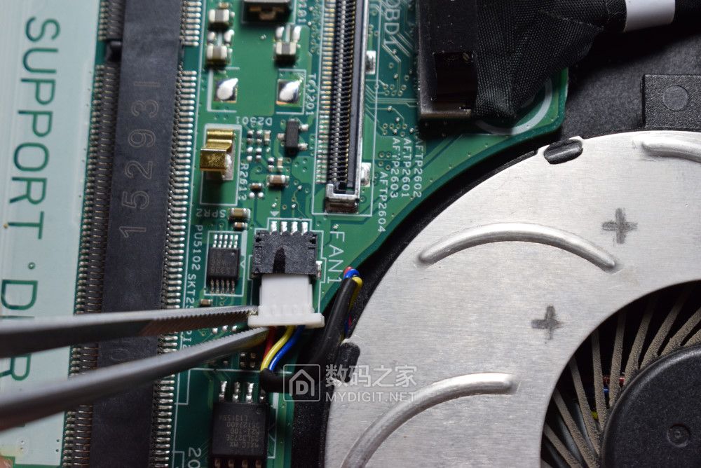 戴尔灵越13pro拆解,笔记本电脑戴尔灵越13.3系列测评