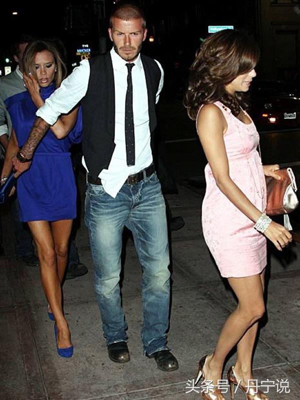 贝克汉姆穿的牛仔裤类型,贝克汉姆破洞牛仔裤