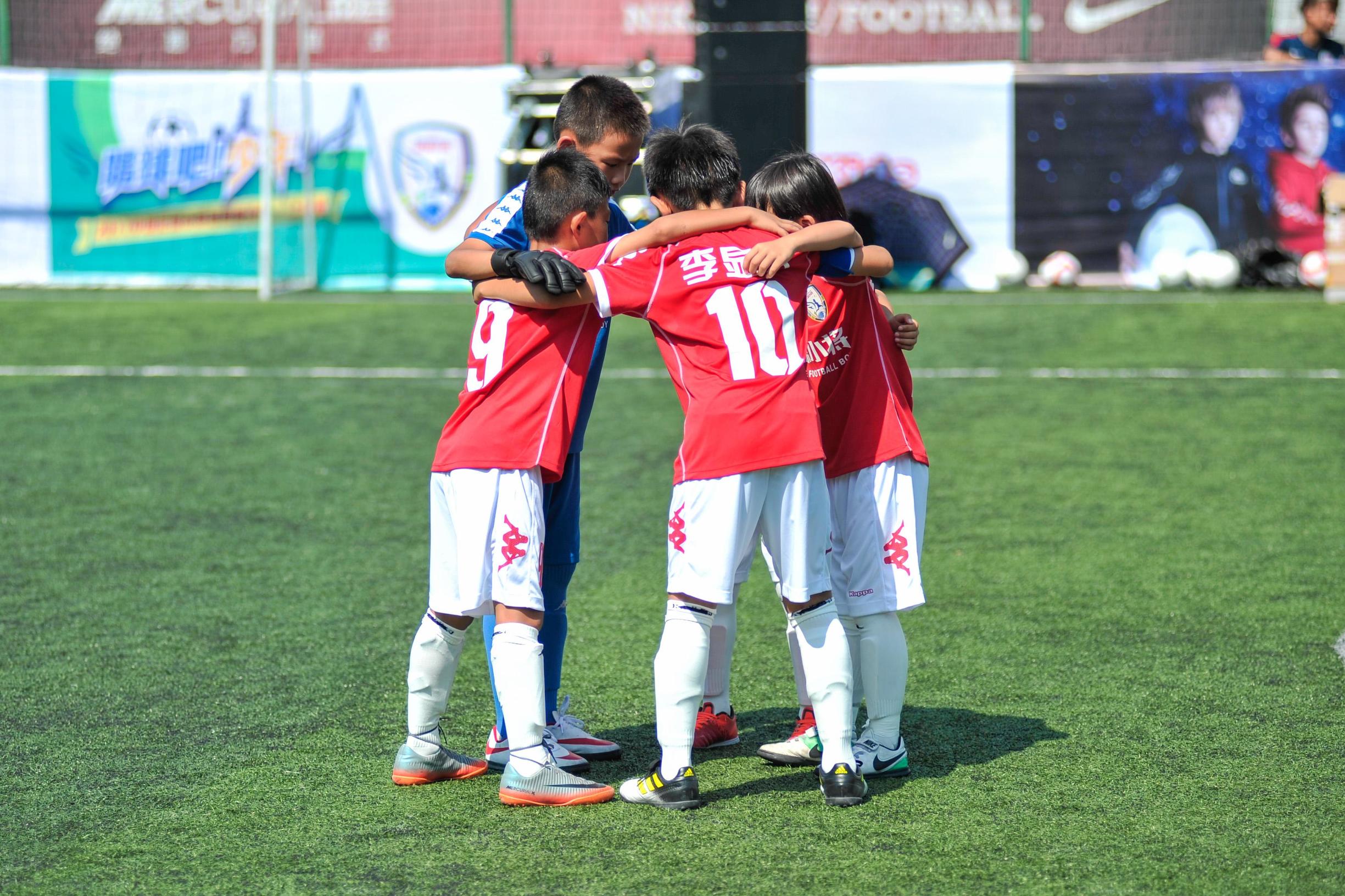 董路直播间说自己是中国青训教父,董路足球小将vs恒大青训在哪里看