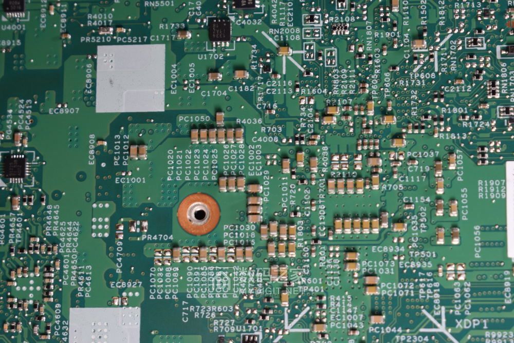 戴尔灵越13pro拆解,笔记本电脑戴尔灵越13.3系列测评