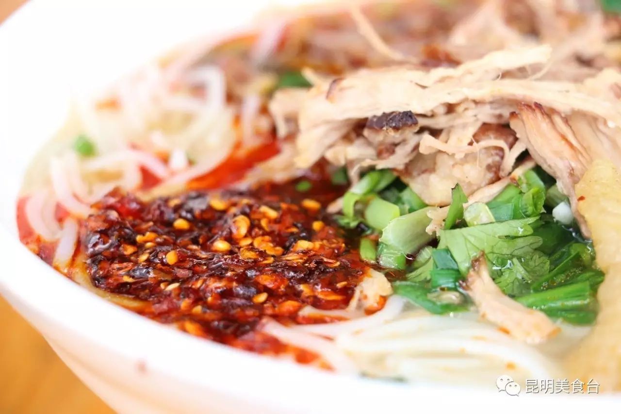 昆明排队到腿软的14家民间老店，吃过6家以上算你厉害