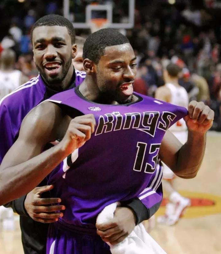 一出道即巅峰詹姆斯,詹姆斯职业生涯首次被淘汰出局