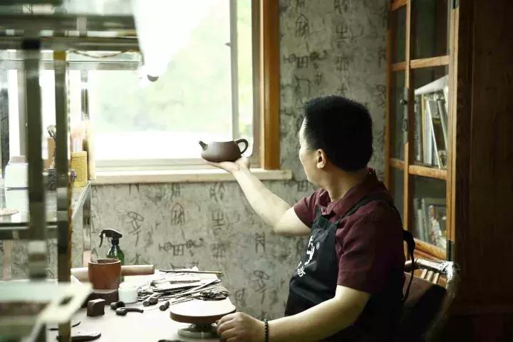 手工陶器店,看了一辈子的店