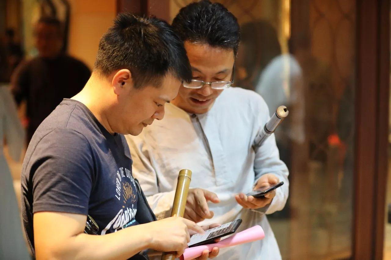 箫园秋分箫友雅集聚于杭州“雪庐”交流箫艺术