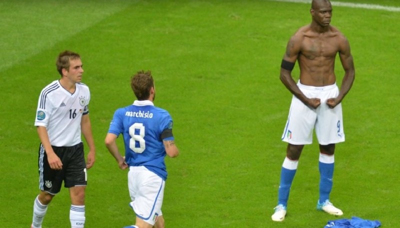 不信你不笑搞笑片段,不信你不笑的搞笑瞬间