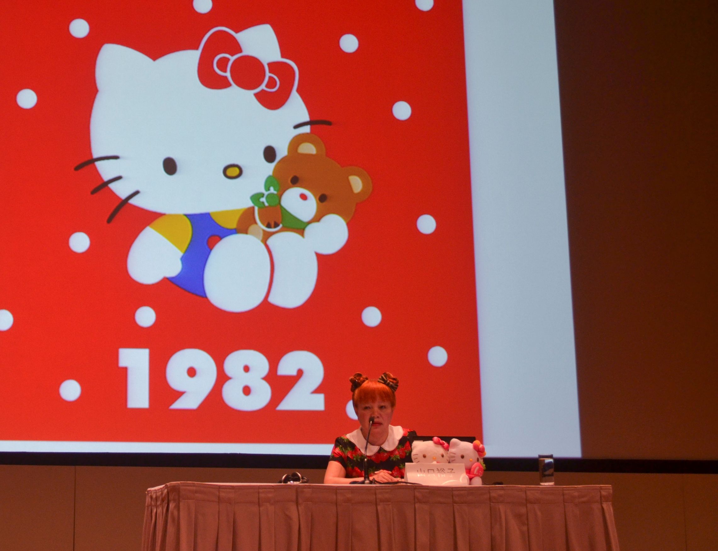 sanrio鍝佺墝鏁呬簨,three鍝佺墝鏁呬簨