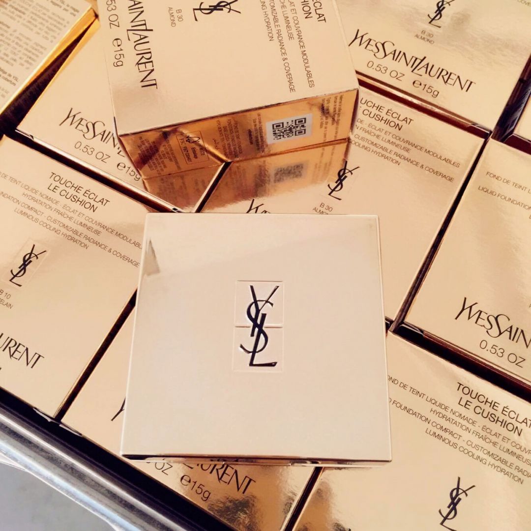 还在犹豫买哪款？下半年秋冬气垫粉饼新品完整开箱+试用心得公开