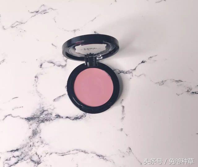 600块搭一整套秋季彩妆！就是这么666666