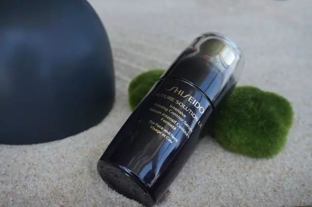 女人要对自己好一点好好护肤,女人就要好好保养