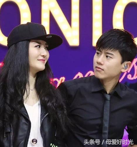 张杰23号就公布了谢娜怀孕消息，只怪大家看不懂