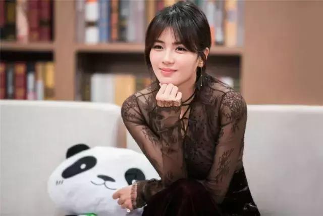 脑门大剪刘海又不好看怎么办,脸太圆了八字刘海怎么修