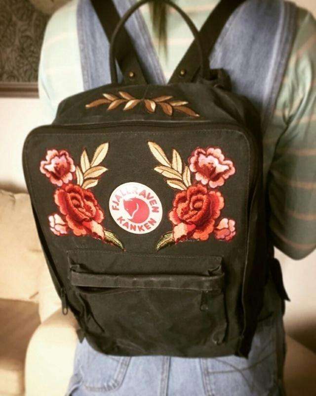 背上它拍照时脸算什么，它才是重点！我的“Kanken”就是无极限！