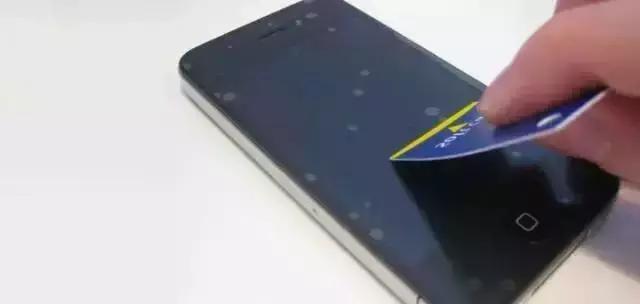 揭秘手机到底要不要贴膜,手机到底要不要贴膜看完你就知道